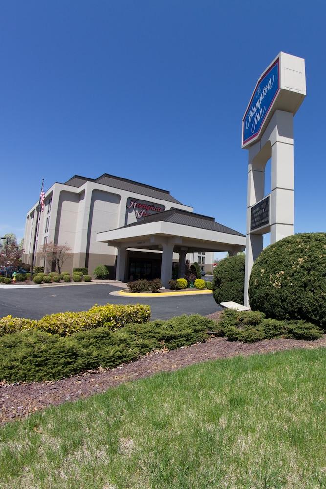 Hampton Inn Winchester-University/ Mall Exterior foto
